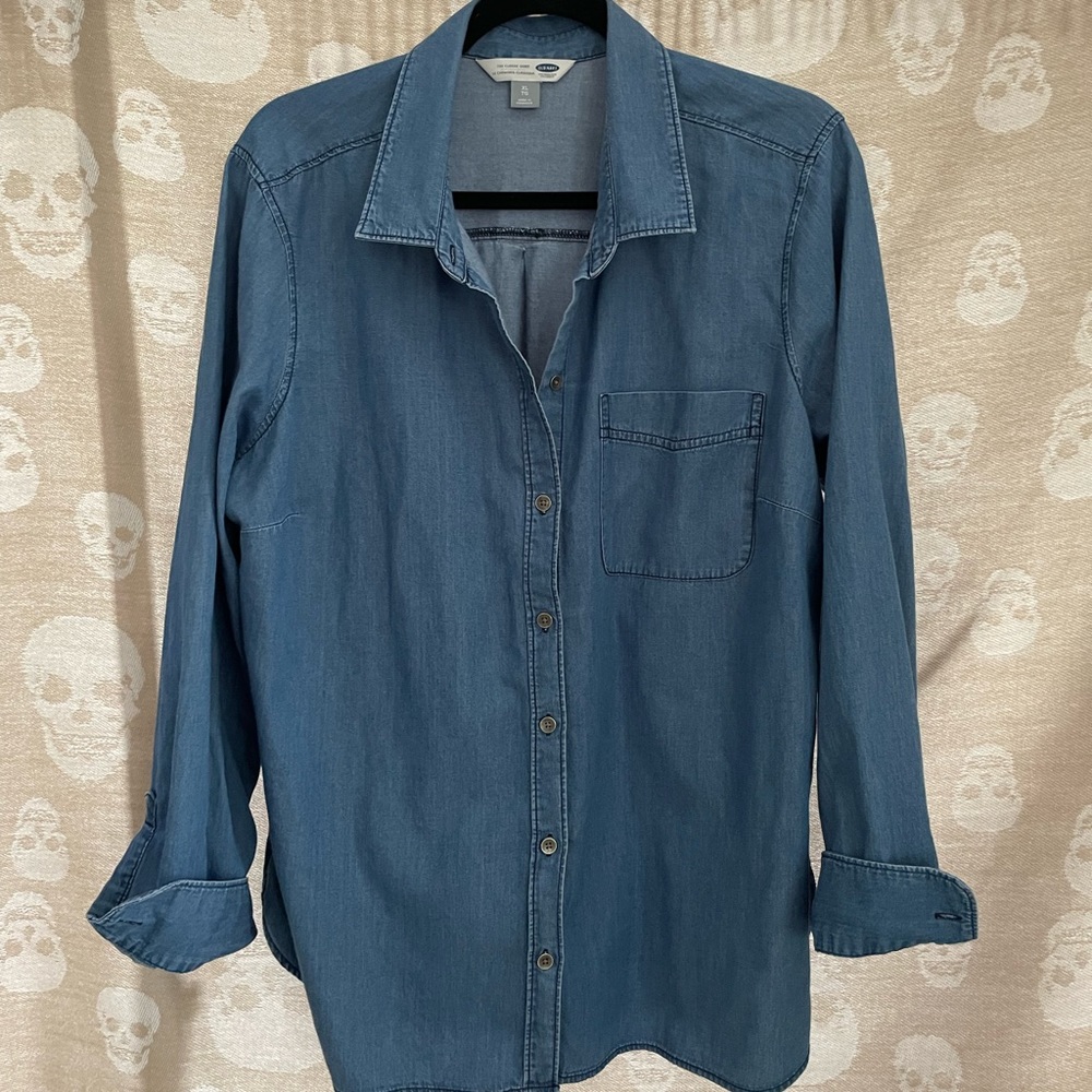SIZE XL DENIM SHIRT